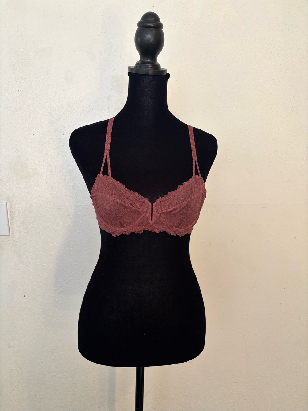 Auden Lace Underwire Bralette in Dusty Rose Mauve